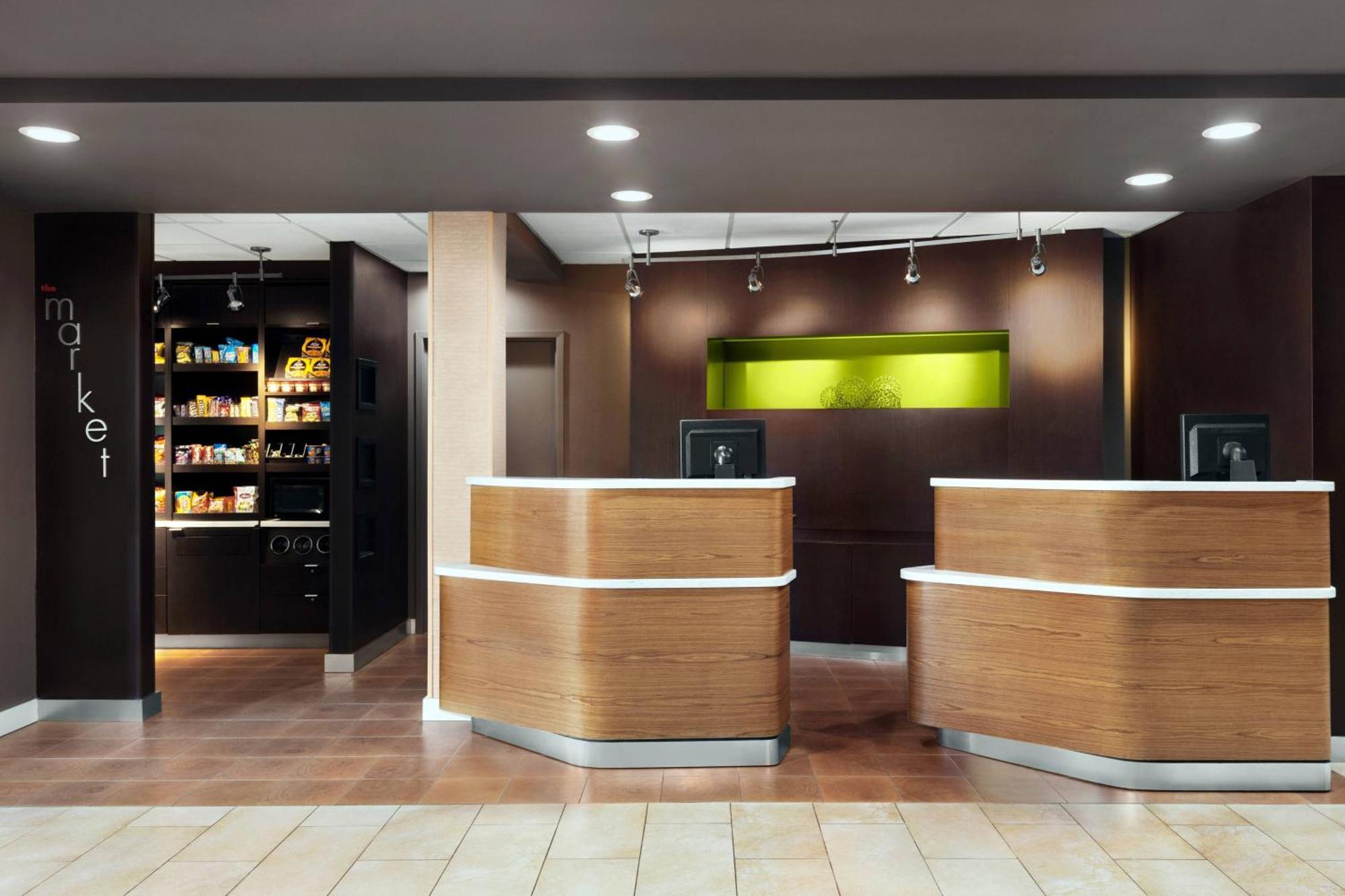 Courtyard By Marriott Tulsa Central Esterno foto