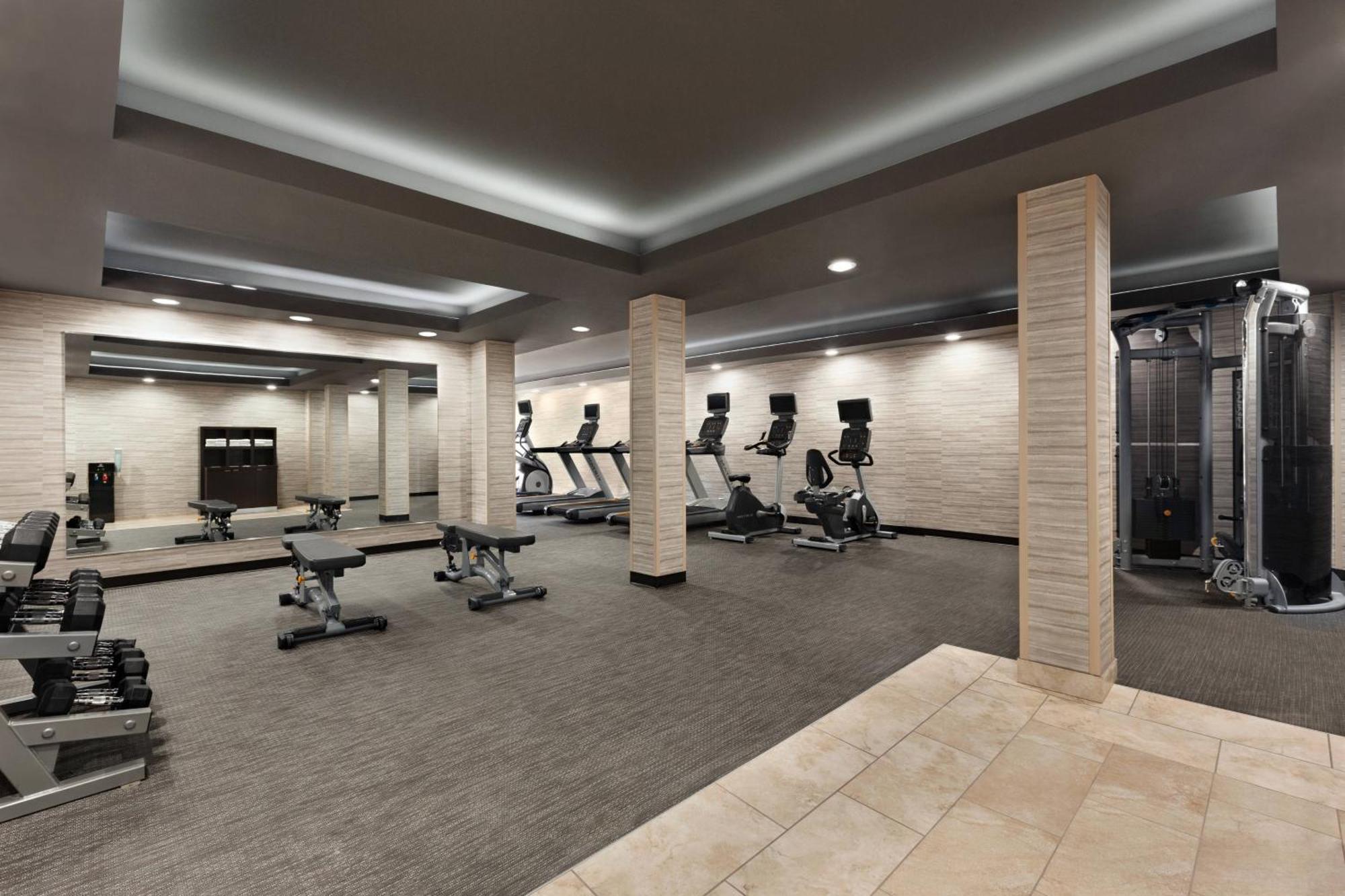 Courtyard By Marriott Tulsa Central Esterno foto