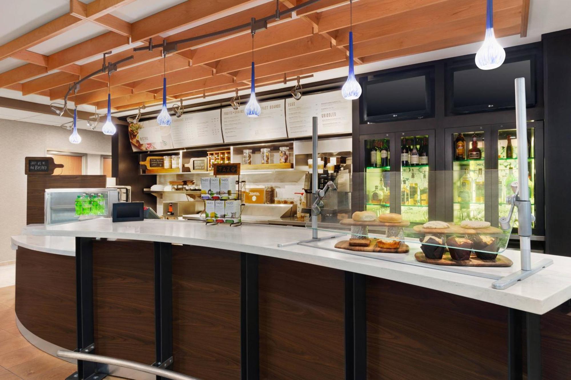 Courtyard By Marriott Tulsa Central Esterno foto